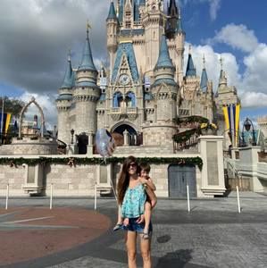 Meet your Posher, Deonna